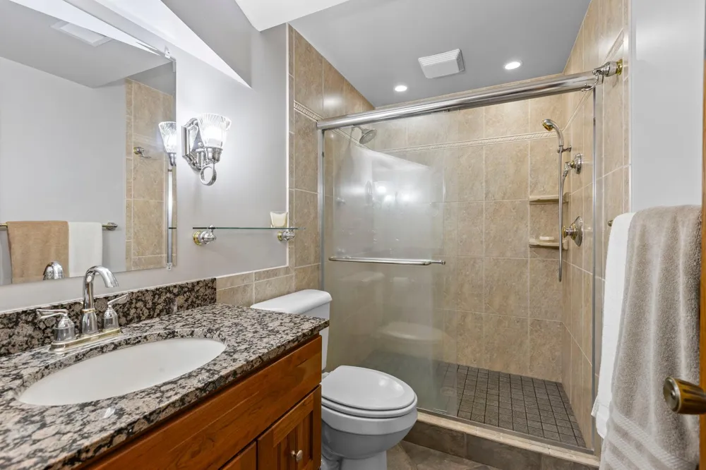13 Woodcrest Drive Circle Pines, MN 55014