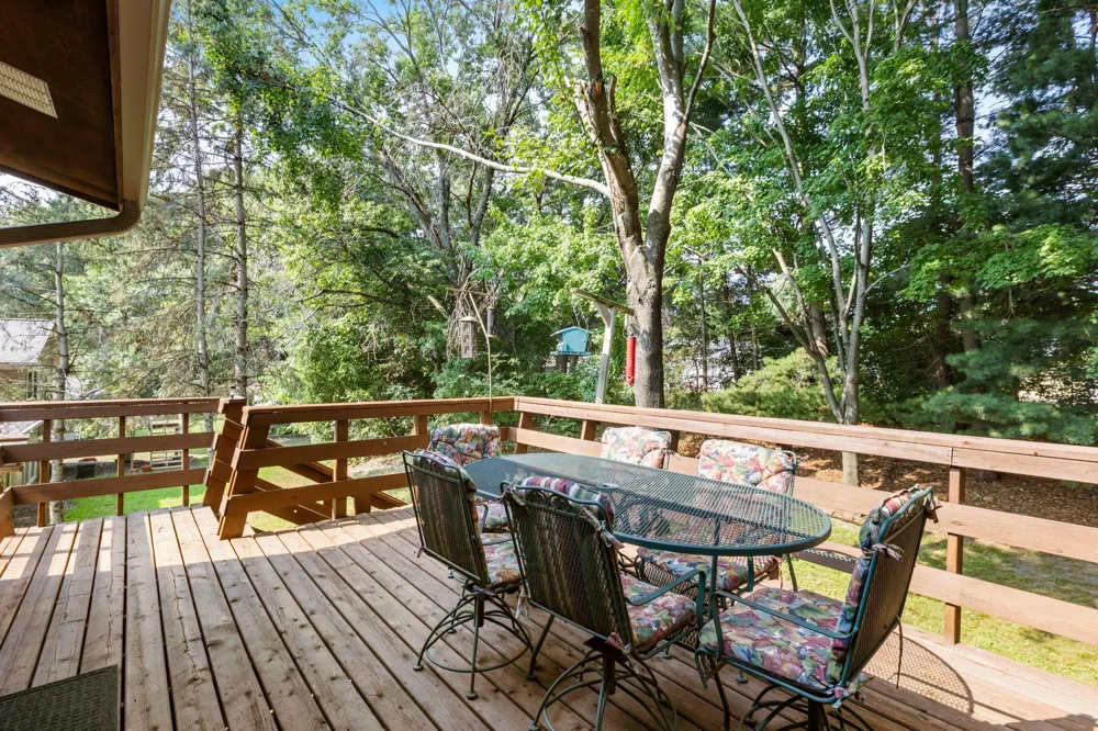 13 Woodcrest Drive Circle Pines, MN 55014