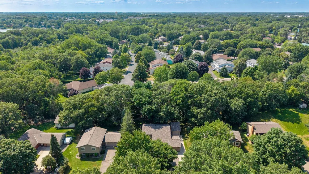 13 Woodcrest Drive Circle Pines, MN 55014