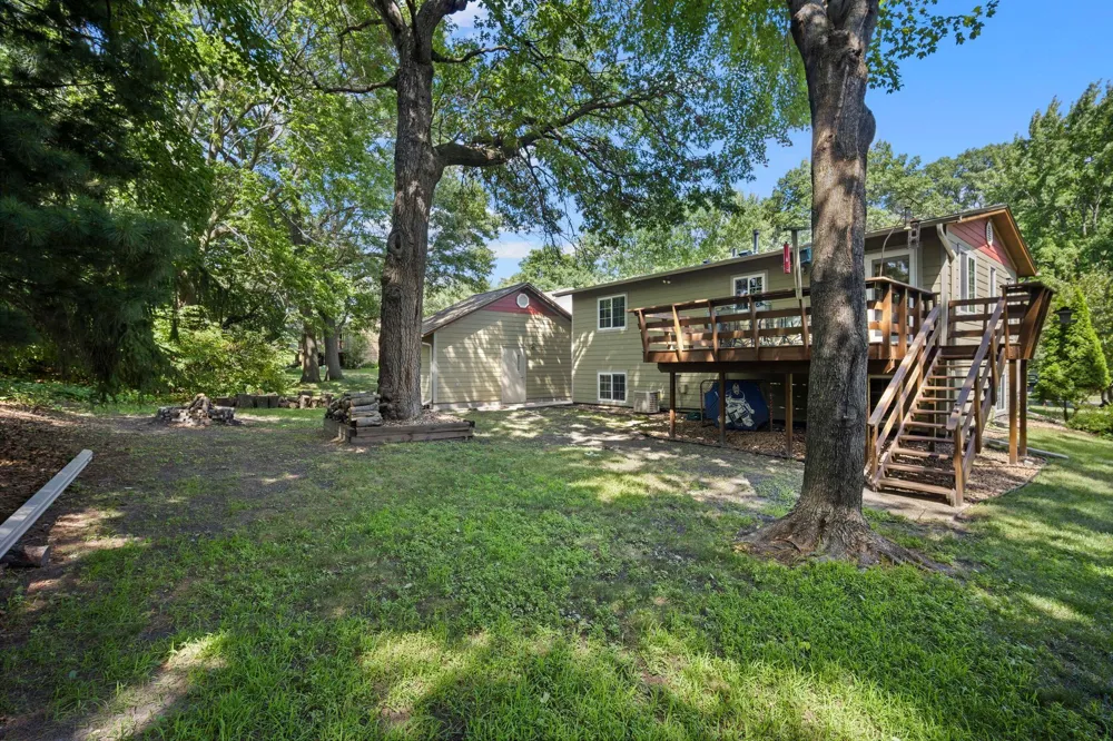 13 Woodcrest Drive Circle Pines, MN 55014