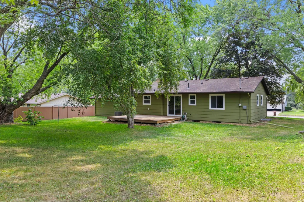 2865 Upper 79th Court E Inver Grove Heights, MN 55076