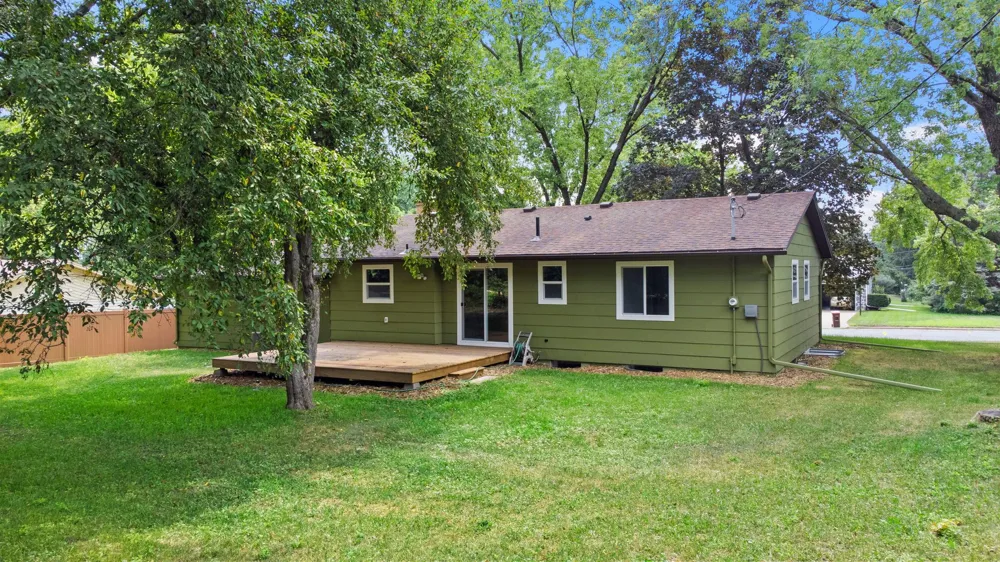 2865 Upper 79th Court E Inver Grove Heights, MN 55076