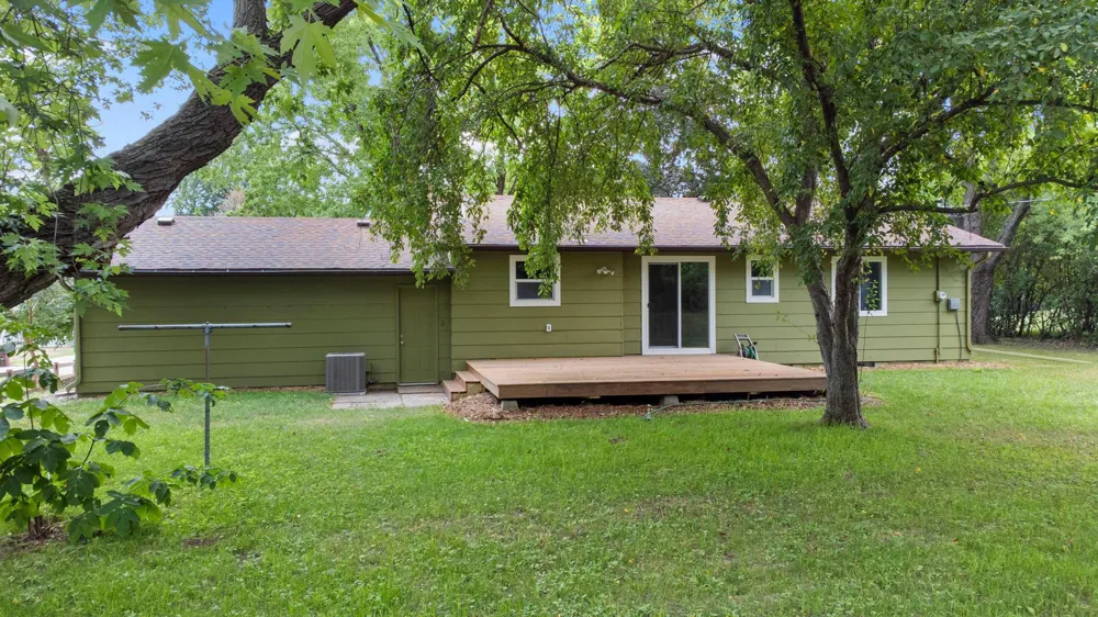 2865 Upper 79th Court E Inver Grove Heights, MN 55076