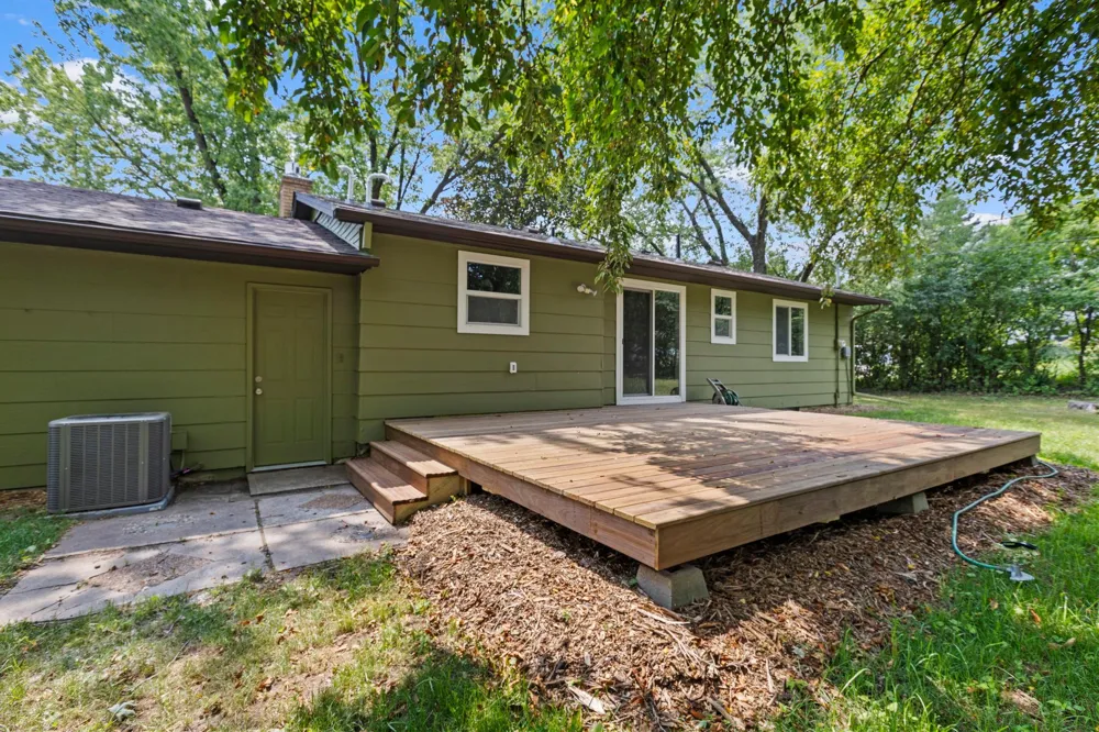 2865 Upper 79th Court E Inver Grove Heights, MN 55076