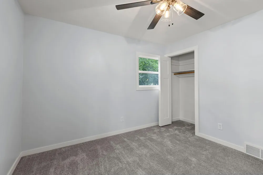 2865 Upper 79th Court E Inver Grove Heights, MN 55076