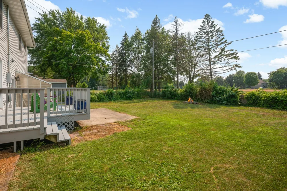 1459 Rainbow Avenue Maple Plain, MN 55359