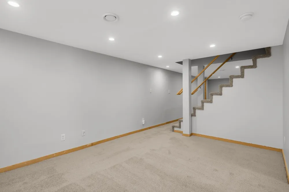 1459 Rainbow Avenue Maple Plain, MN 55359