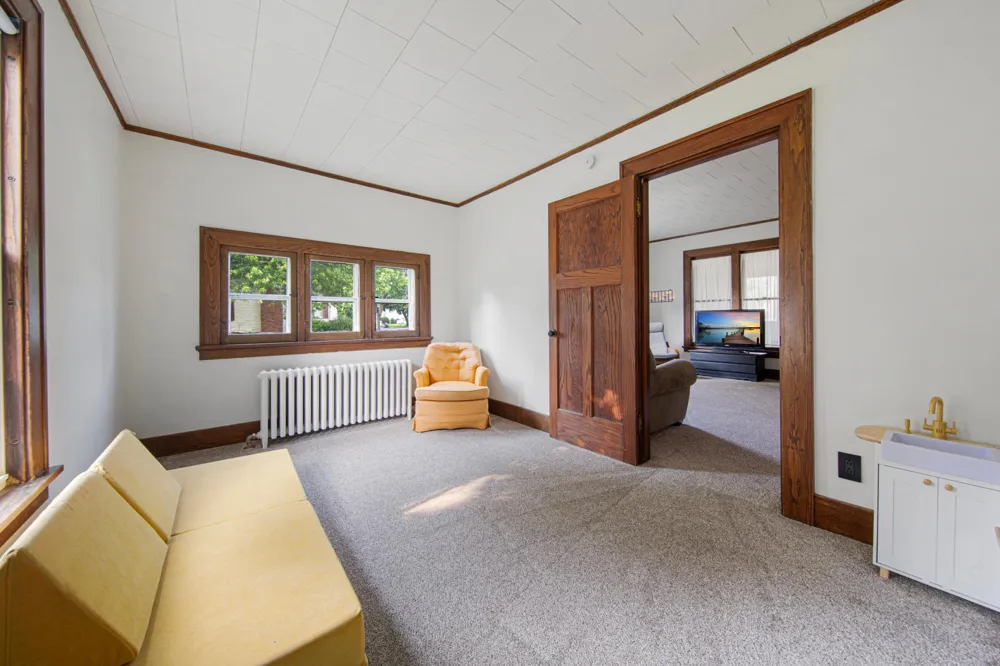 200 First Avenue SE Mapleton, MN 56065