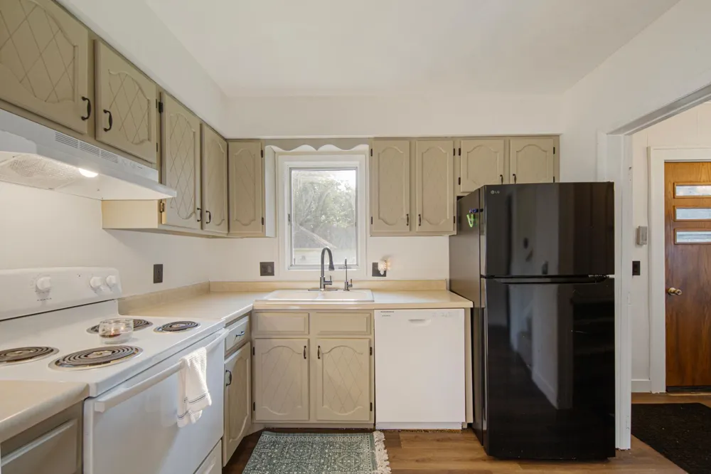 200 First Avenue SE Mapleton, MN 56065