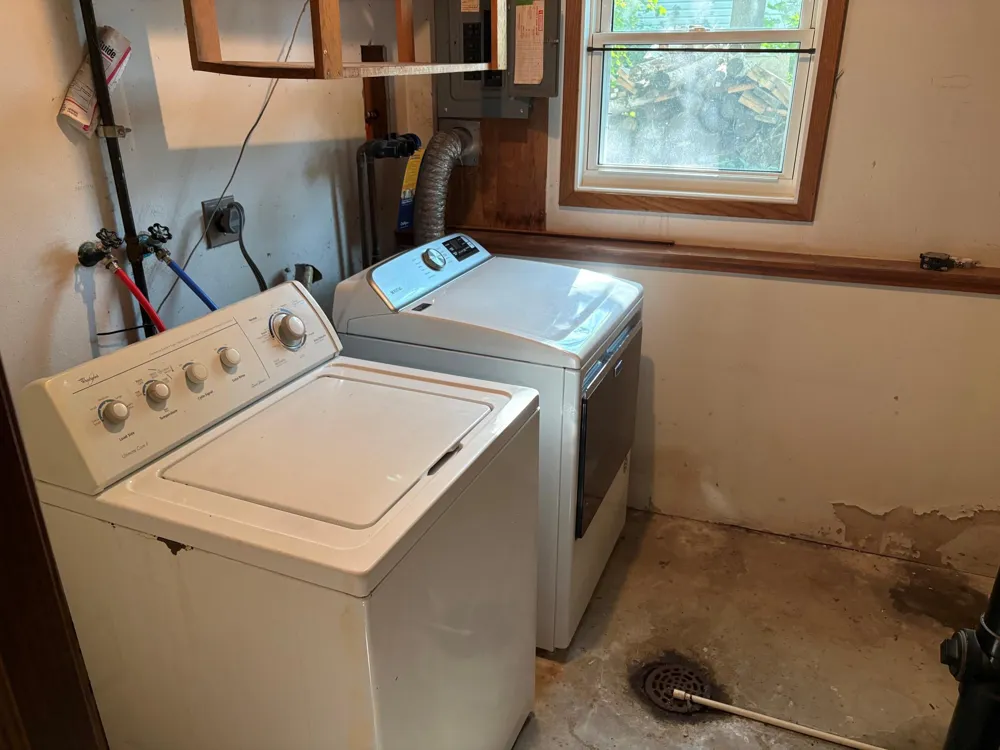 406 Noland Avenue Hayward, MN 56043