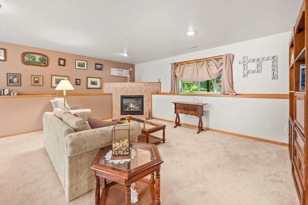 805 3rd Avenue NW Buffalo, MN 55313