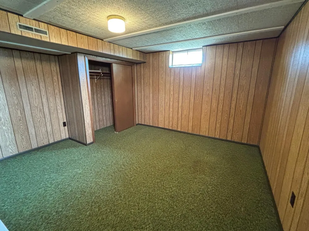 506 Lincoln Avenue W Karlstad, MN 56732