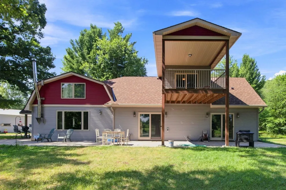 25053 Typo Creek Drive NE Stacy, MN 55079
