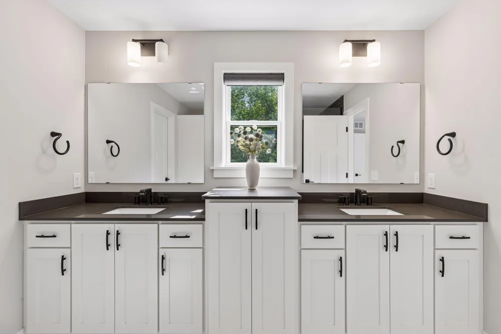 7400 Agate Trail Inver Grove Heights, MN 55077