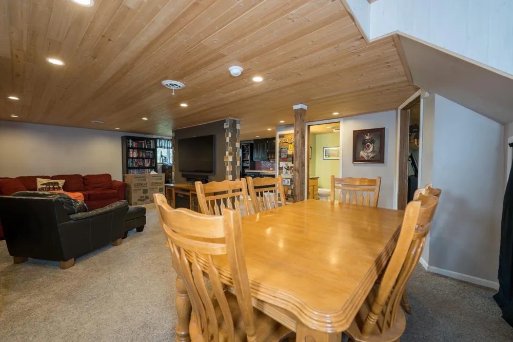 S373 Dammen Road Mondovi, WI 54755