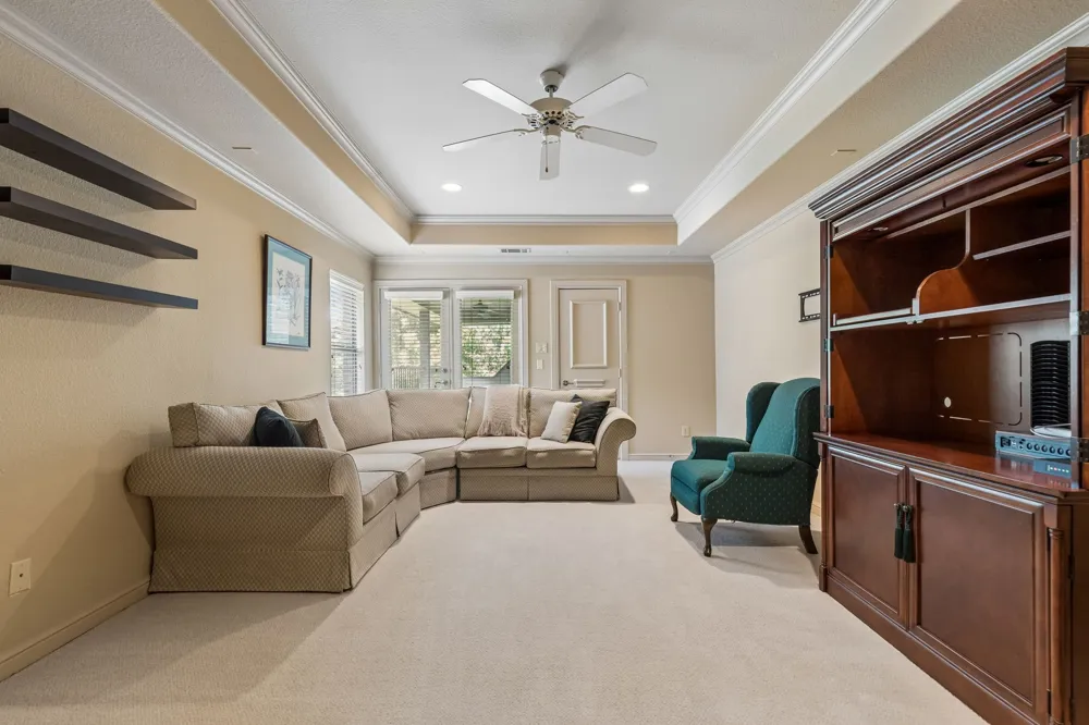 3075 Whispering Oaks Drive Highland Village, TX 75077