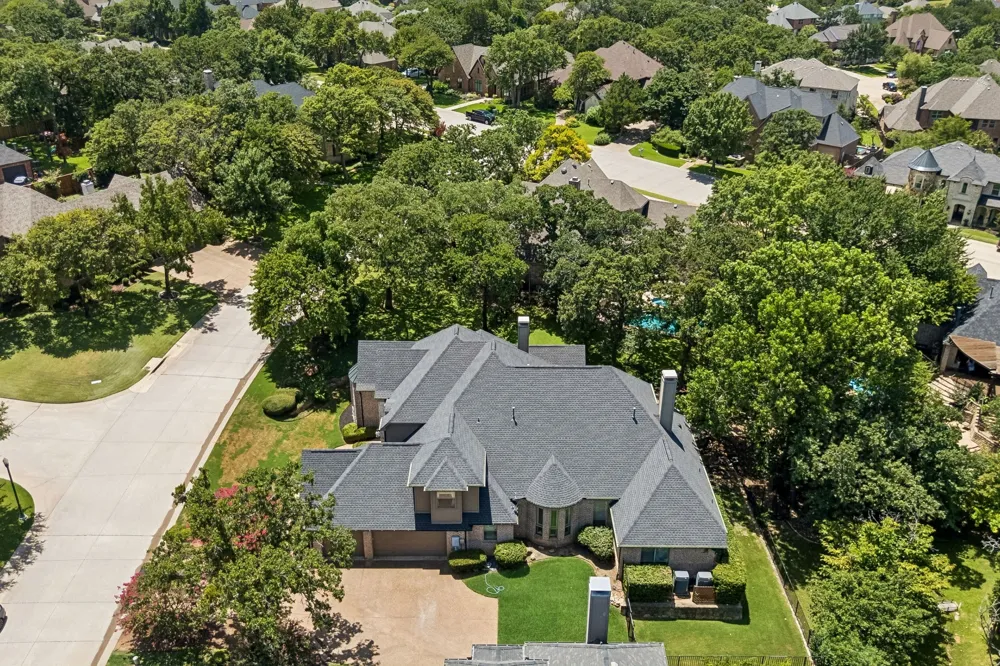 3075 Whispering Oaks Drive Highland Village, TX 75077