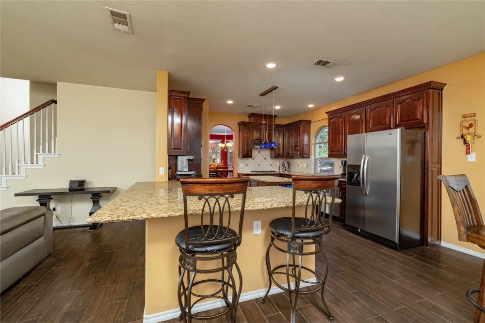 45 Beechcreek Drive Edgecliff Village, TX 76134