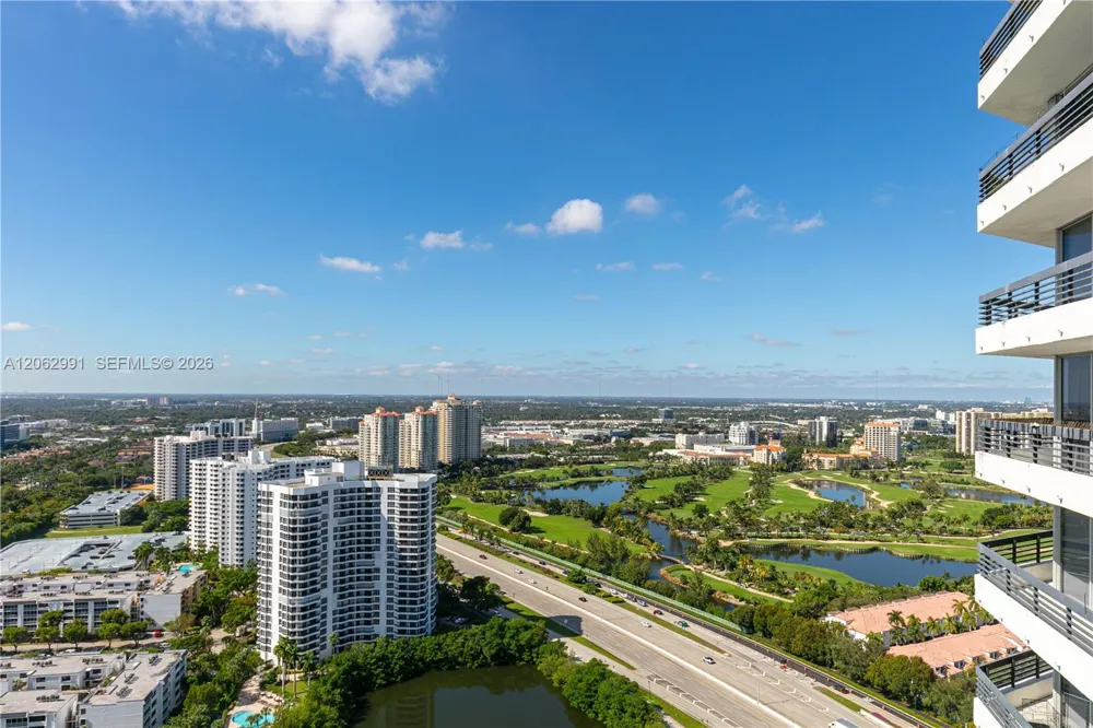 3500 Mystic Pointe Dr #3702 Aventura, FL 33180