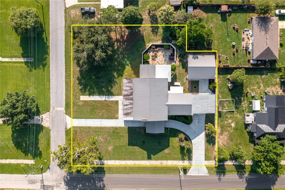 300 3RD STREET NE Fort Meade, FL 33841