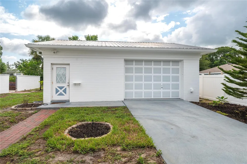 300 3RD STREET NE Fort Meade, FL 33841