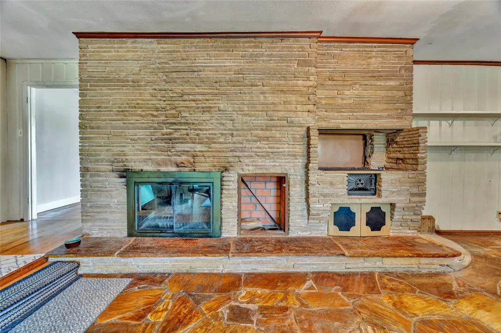 5108 Crown Road Fort Worth, TX 76114