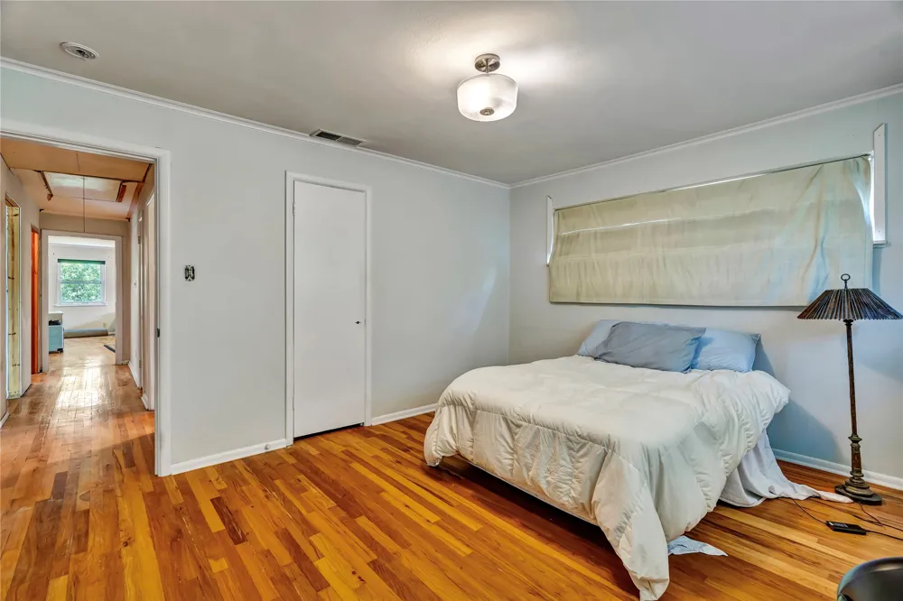 5108 Crown Road Fort Worth, TX 76114