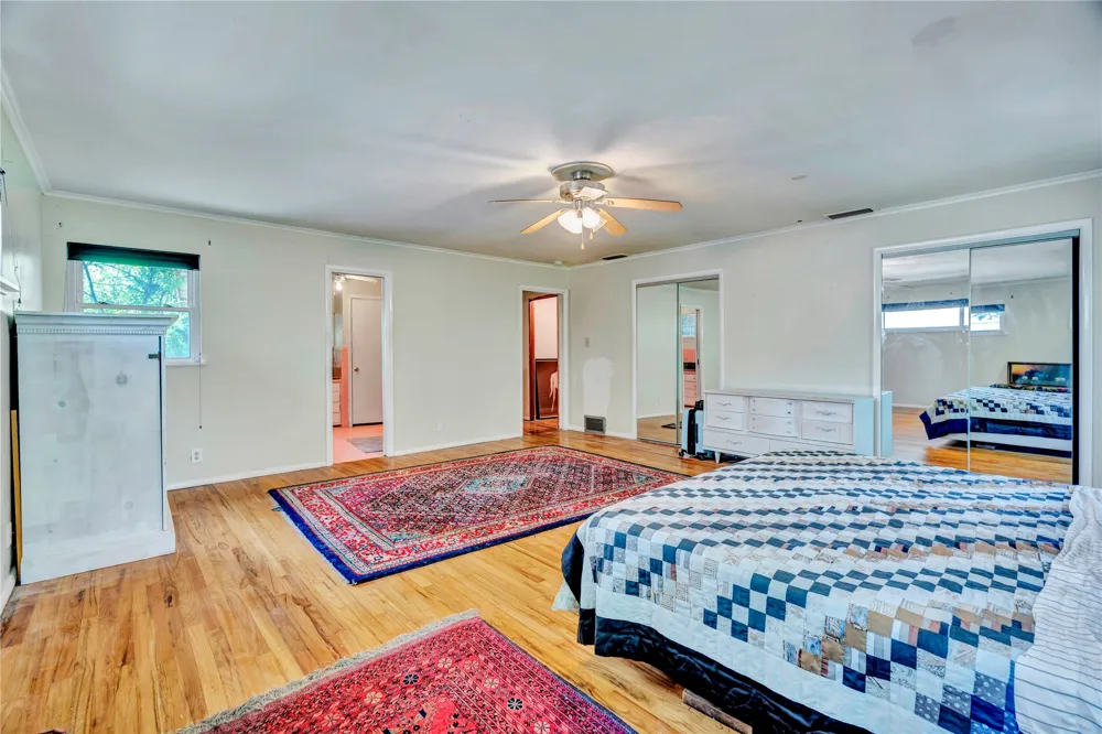5108 Crown Road Fort Worth, TX 76114