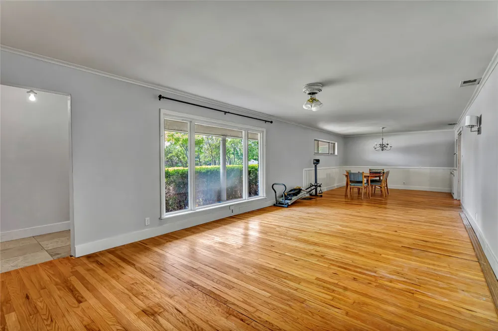 5108 Crown Road Fort Worth, TX 76114