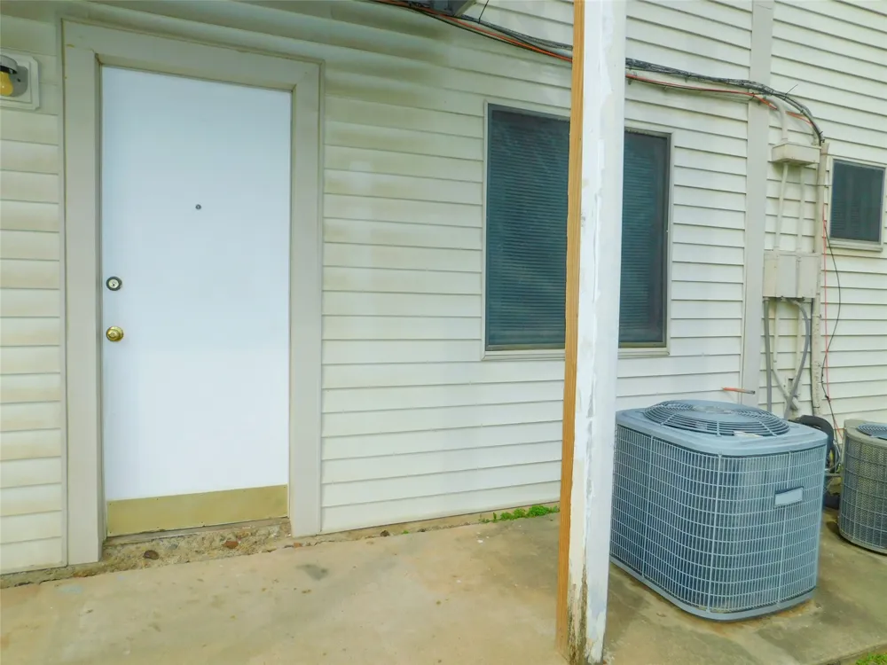 401 Betchan Street #4A Lake Dallas, TX 75065
