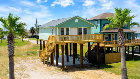 314 Surf Dr