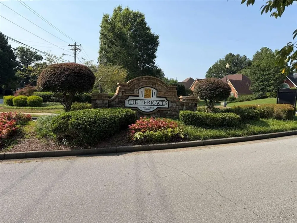 768 Laurel West Lane Dacula, GA 30019
