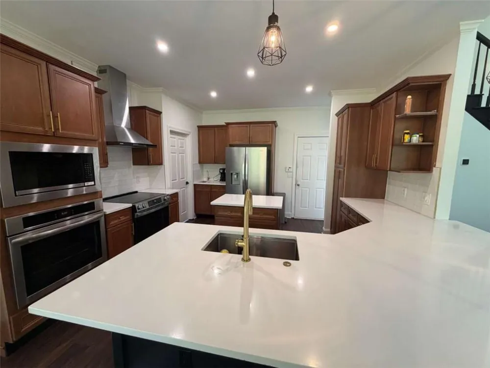 768 Laurel West Lane Dacula, GA 30019