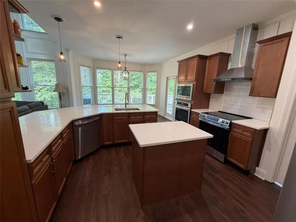 768 Laurel West Lane Dacula, GA 30019