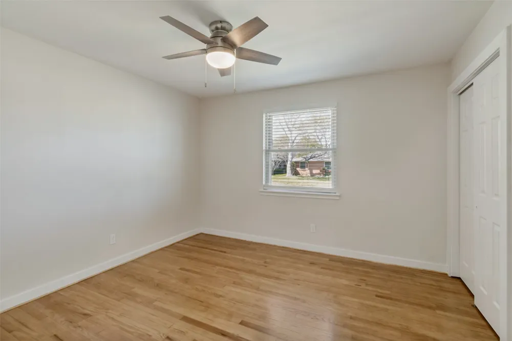 8494 Swift Avenue Dallas, TX 75228