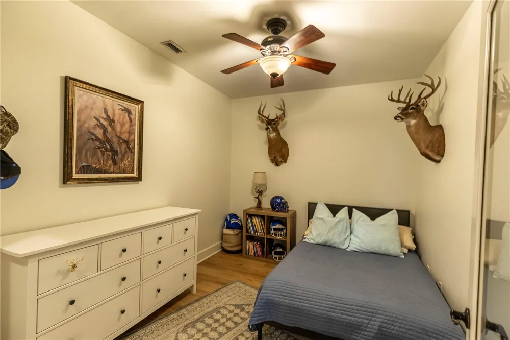 7680 Highway 36 Bellville, TX 77418