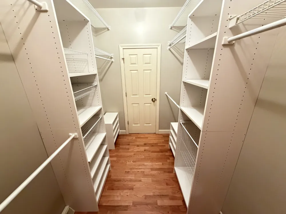 1307 Long Hollow Pike Gallatin, TN 37066