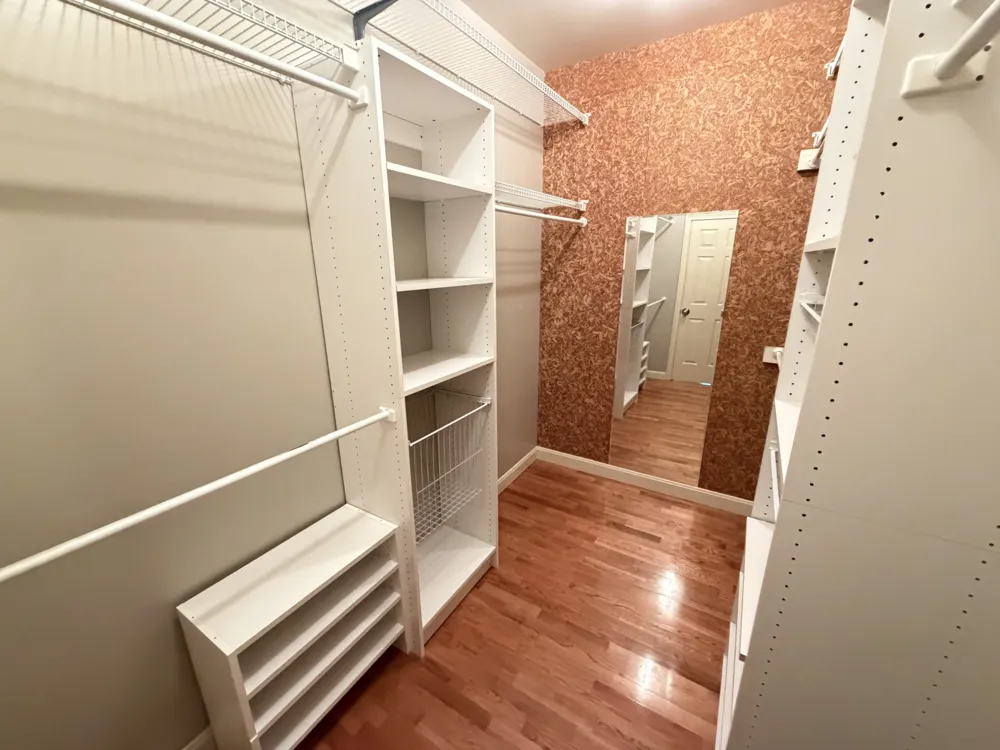 1307 Long Hollow Pike Gallatin, TN 37066