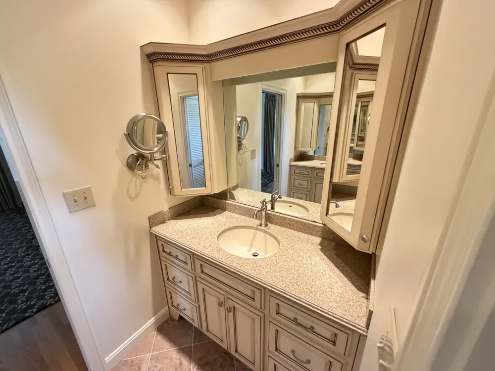 1307 Long Hollow Pike Gallatin, TN 37066