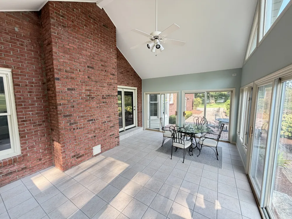 1307 Long Hollow Pike Gallatin, TN 37066