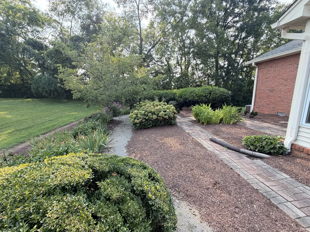 1307 Long Hollow Pike Gallatin, TN 37066