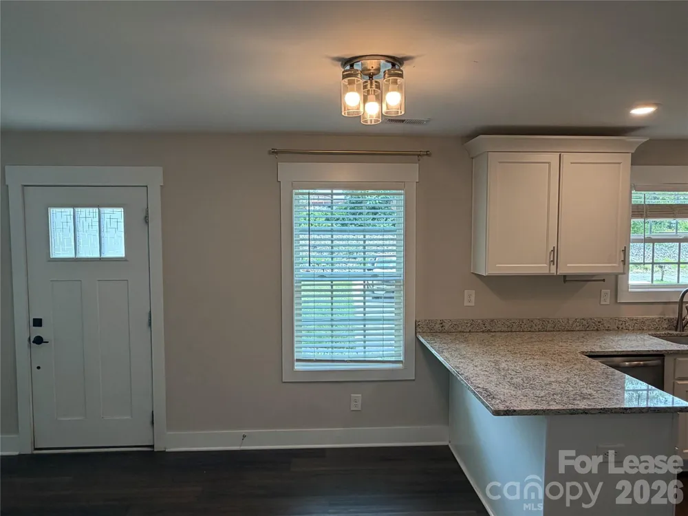 1204 W Airline Avenue Gastonia, NC 28052