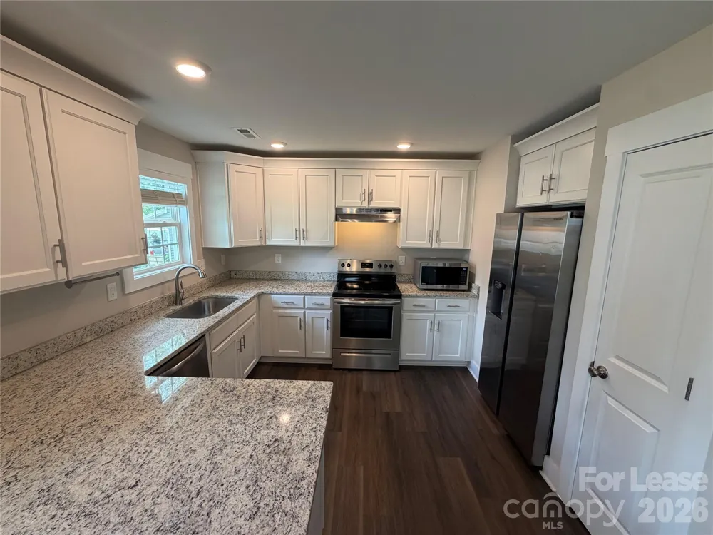 1204 W Airline Avenue Gastonia, NC 28052