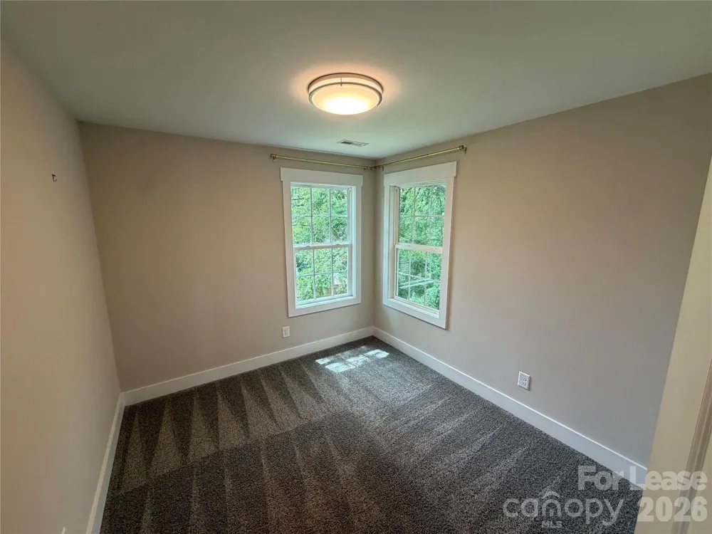 1204 W Airline Avenue Gastonia, NC 28052