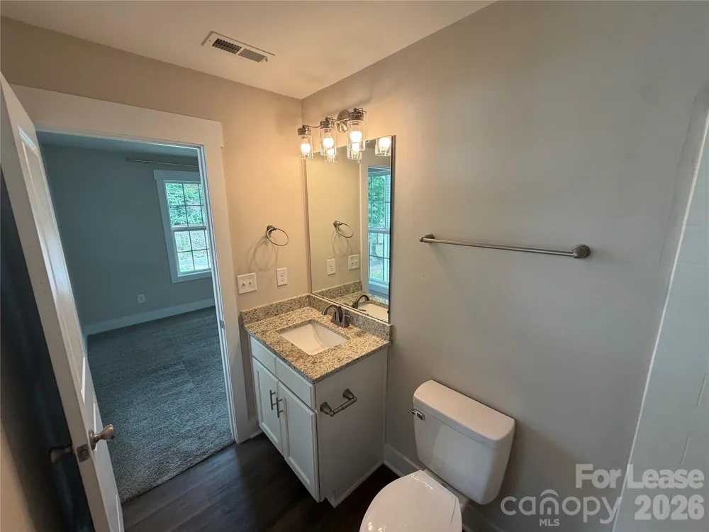 1204 W Airline Avenue Gastonia, NC 28052