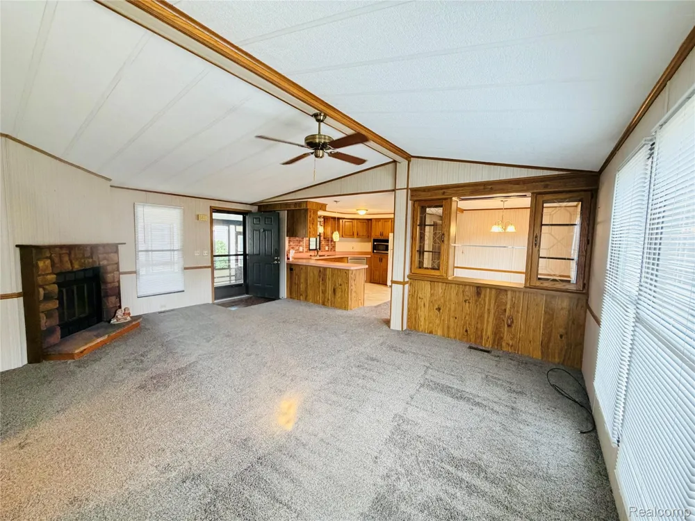 2663 Chickadee Street Rochester Hills City, MI 48309