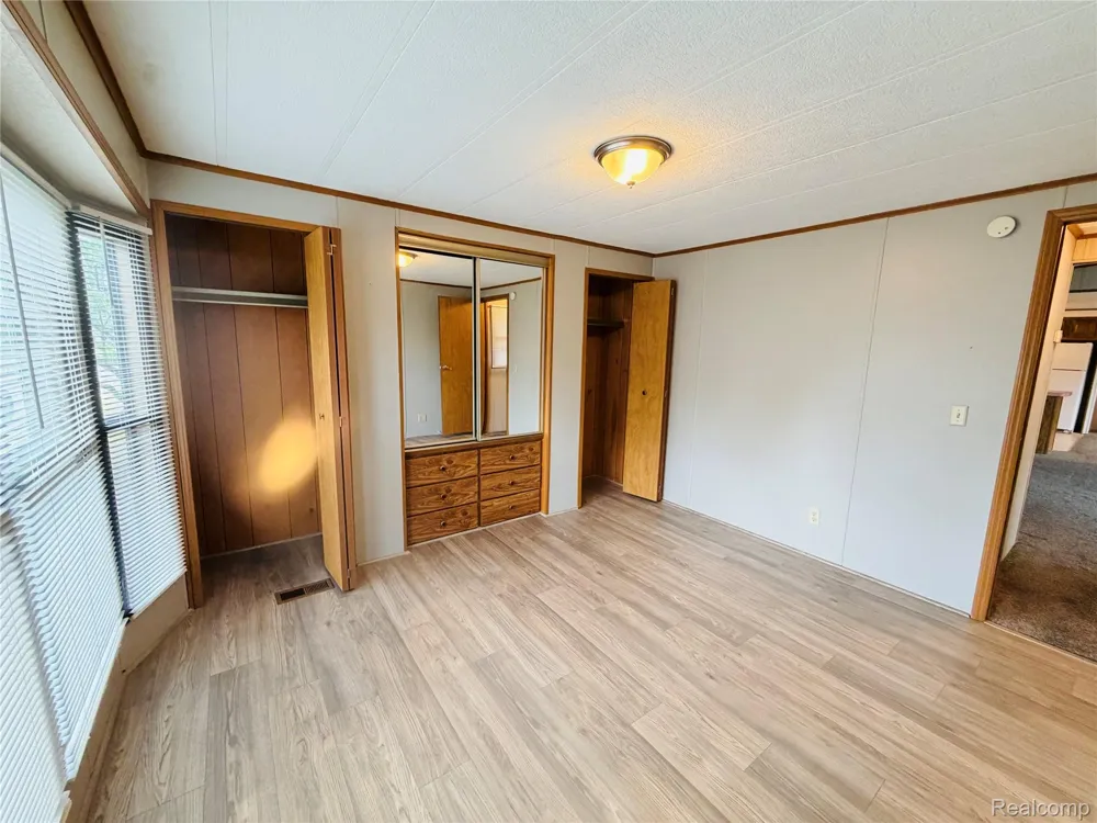 2663 Chickadee Street Rochester Hills City, MI 48309