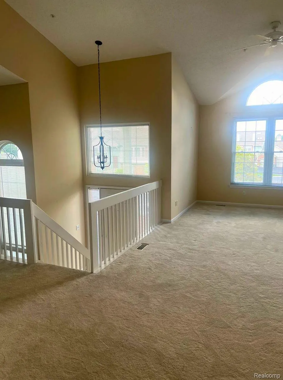 49862 Pointe Crossing Plymouth Charter Township, MI 48170