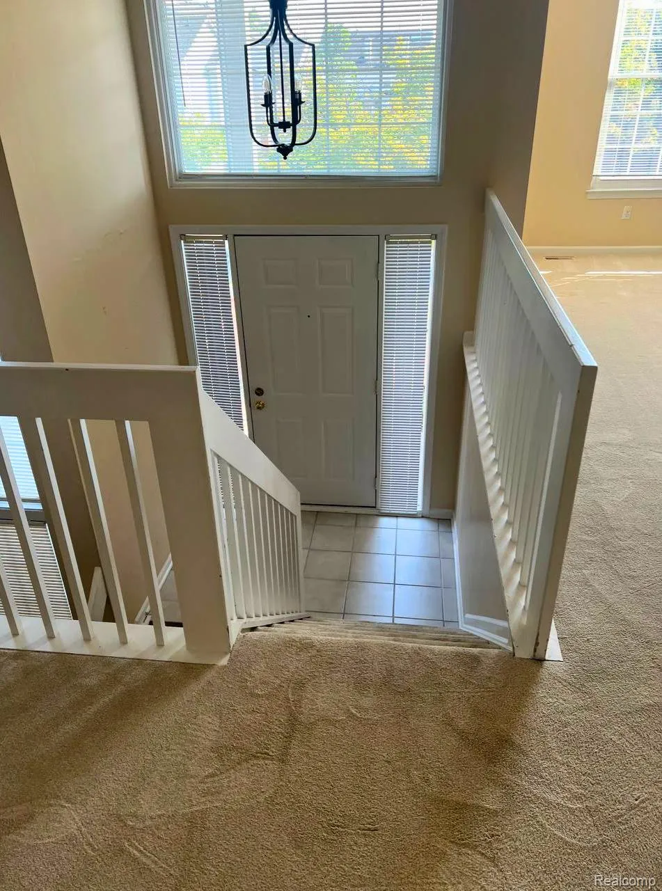 49862 Pointe Crossing Plymouth Charter Township, MI 48170