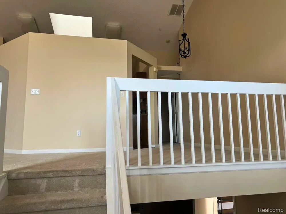 49862 Pointe Crossing Plymouth Charter Township, MI 48170
